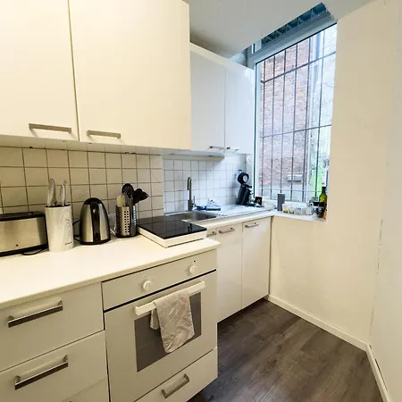 Schoene Wohnung Fuer 4 Gaeste An Der Eilenriede Mit Kostenlosen Parkplaetzen Hannover Exterior foto